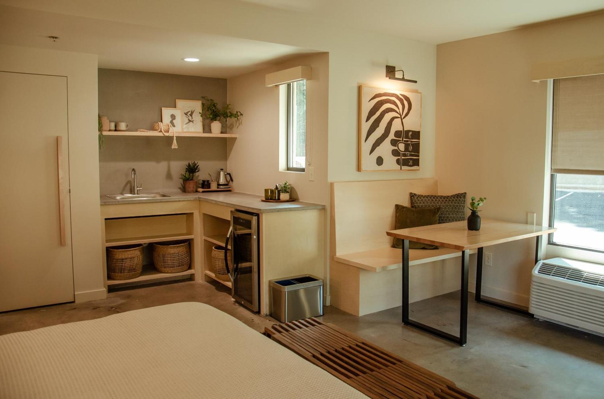 Brut Hotel Талса Экстерьер фото